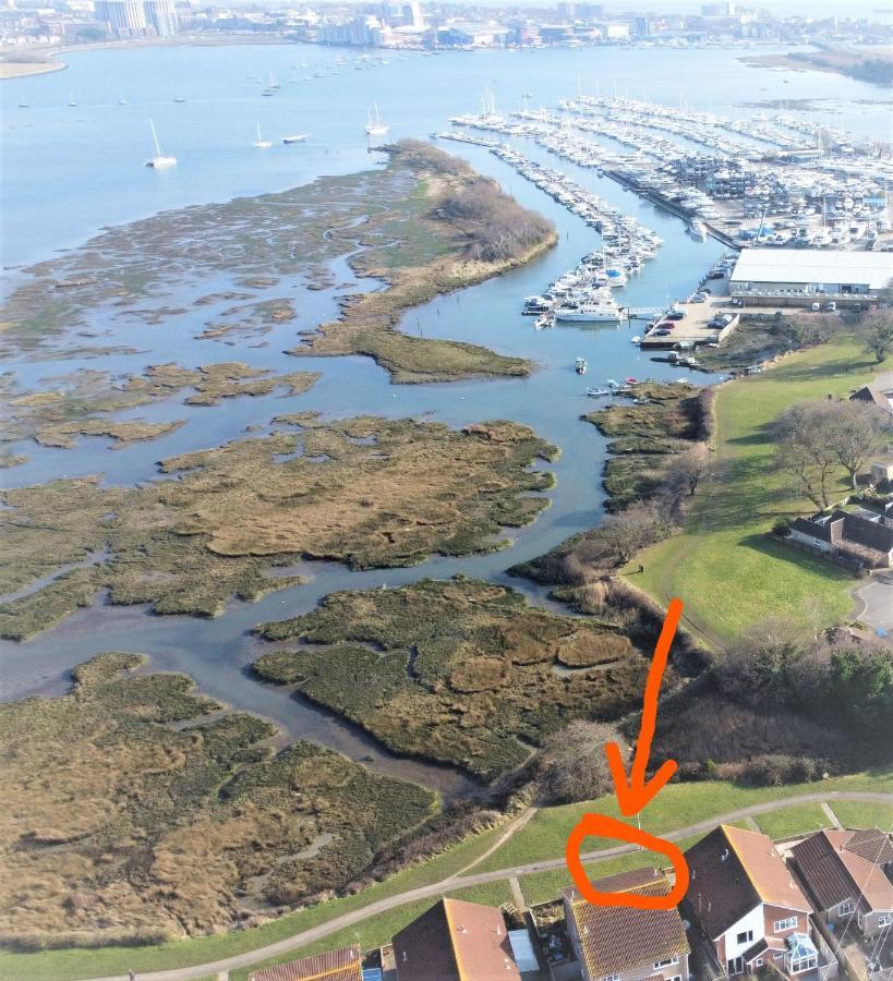 Villa Waterfront - Holes Bay, Poole, Dorset Exterior foto